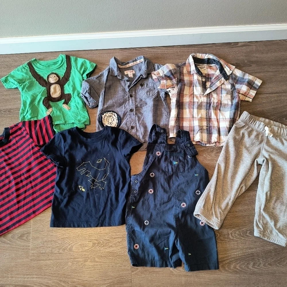 Boys Huge Lot of 47 size 18 Months Clothing, Shorts, Tshirts, Sweaters EUC